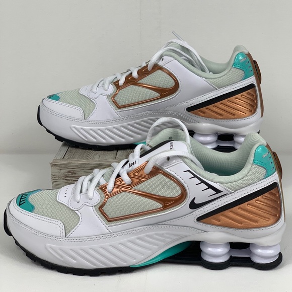 Nike Shoes - NWT Nike Shox Enigma